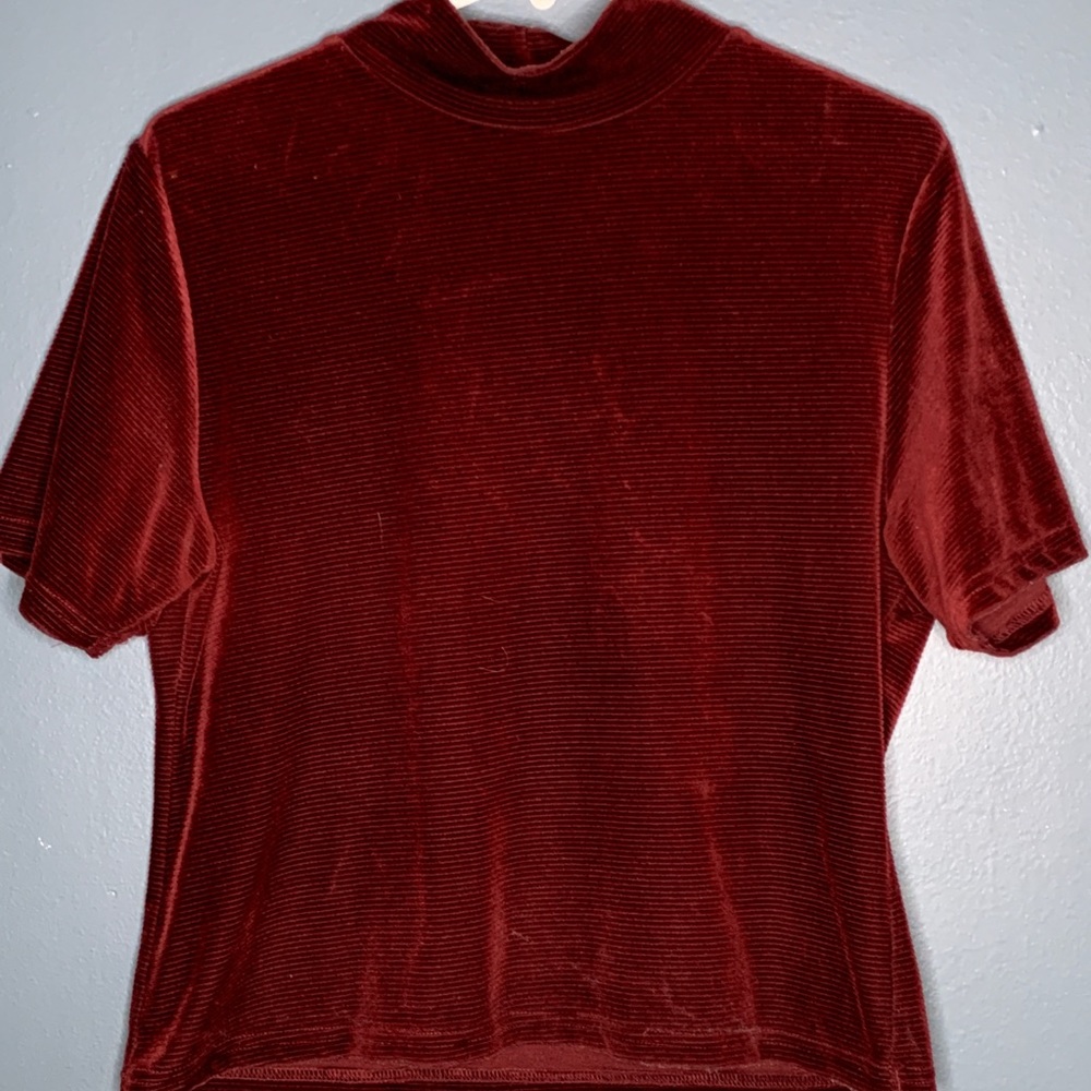 Red velvet turtle neck